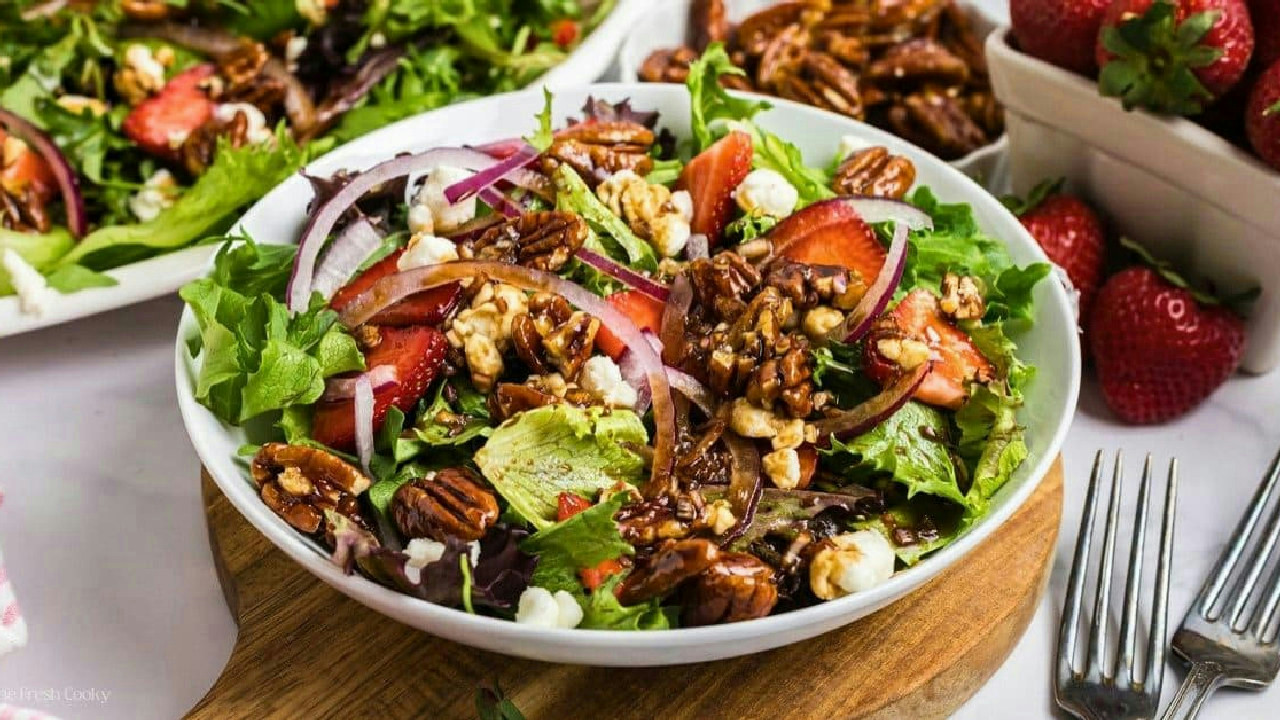 Strawberry Goat Cheese Salad